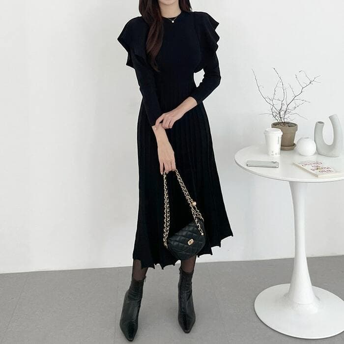 骨格ストレートフリルロングワンピース