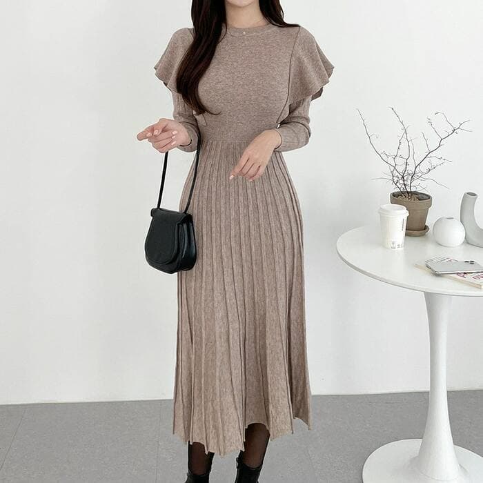 骨格ストレートフリルロングワンピース