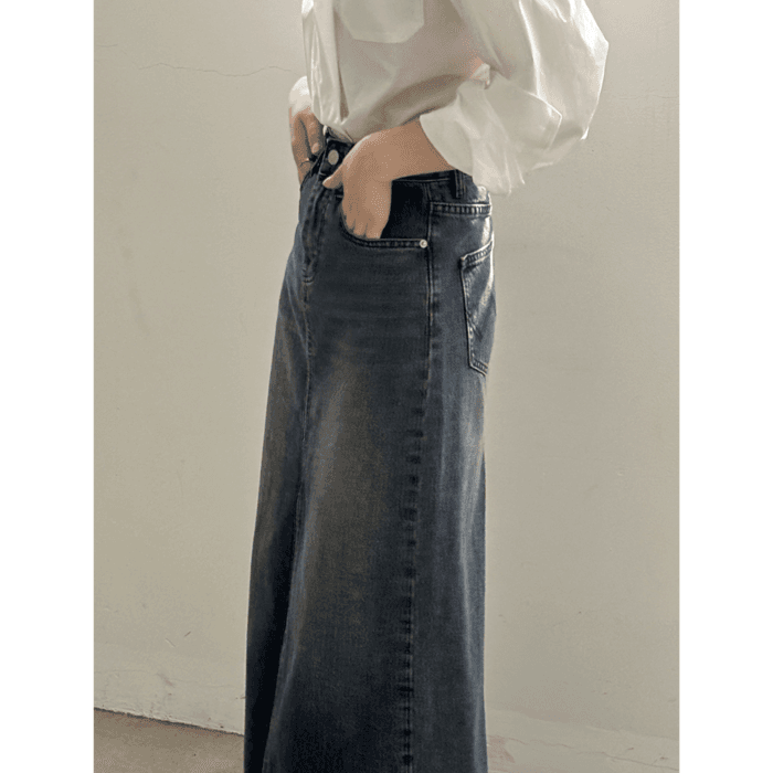 骨格ストレートマキシ丈スリットデニムスカート