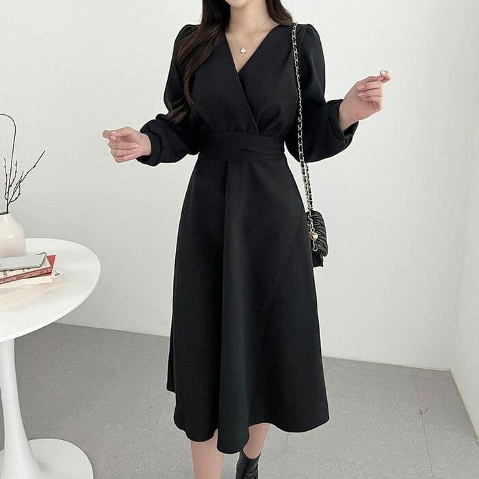 骨格ストレートカシュクールワンピース