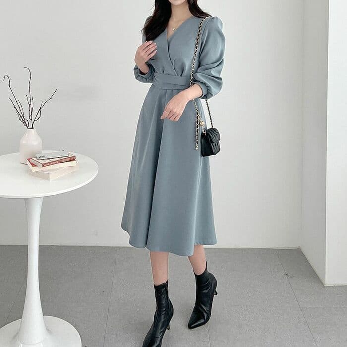 骨格ストレートカシュクールワンピース