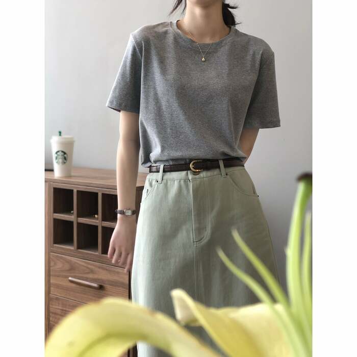 骨格ストレートラウンドネックTシャツ