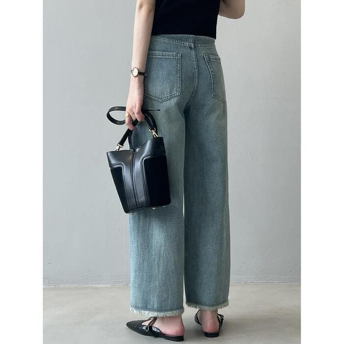 骨格ストレートワイドセンターラインデニムパンツ
