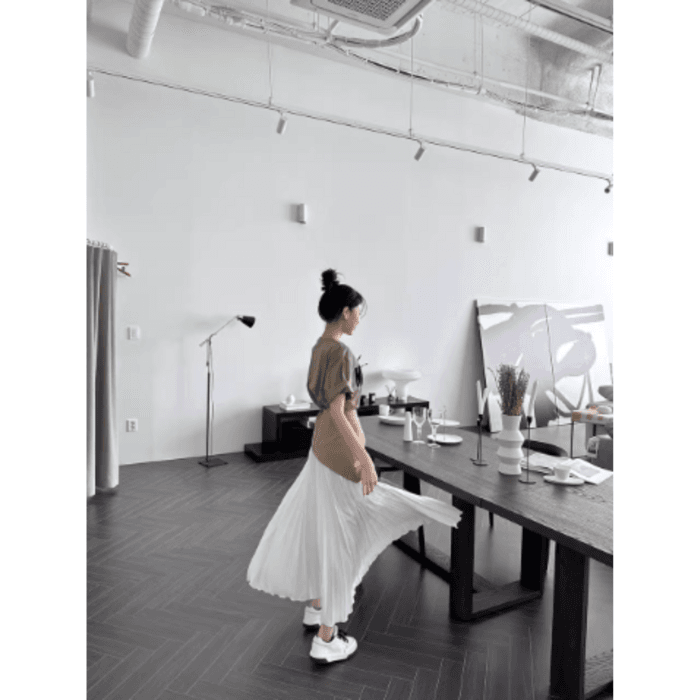 骨格ストレートプリーツスカート