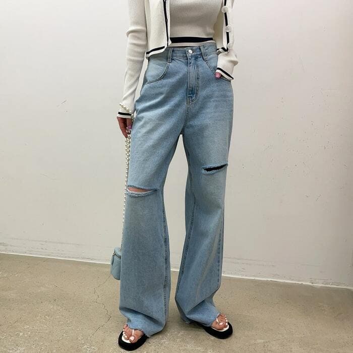 骨格ストレートカットライトデニムパンツ