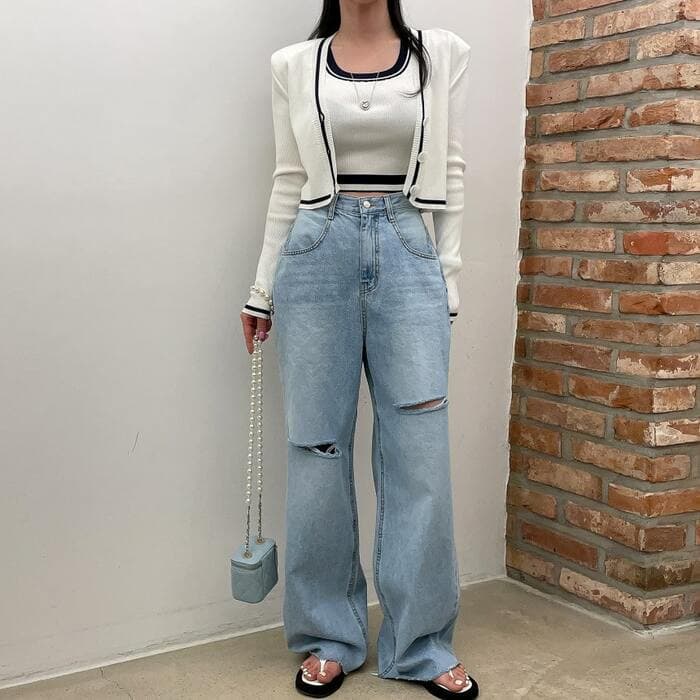 骨格ストレートカットライトデニムパンツ