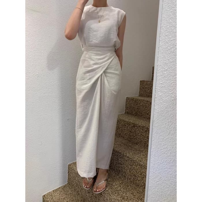 骨格ストレートデザインニッチロングワンピース