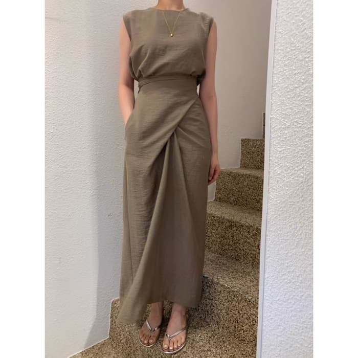 骨格ストレートデザインニッチロングワンピース