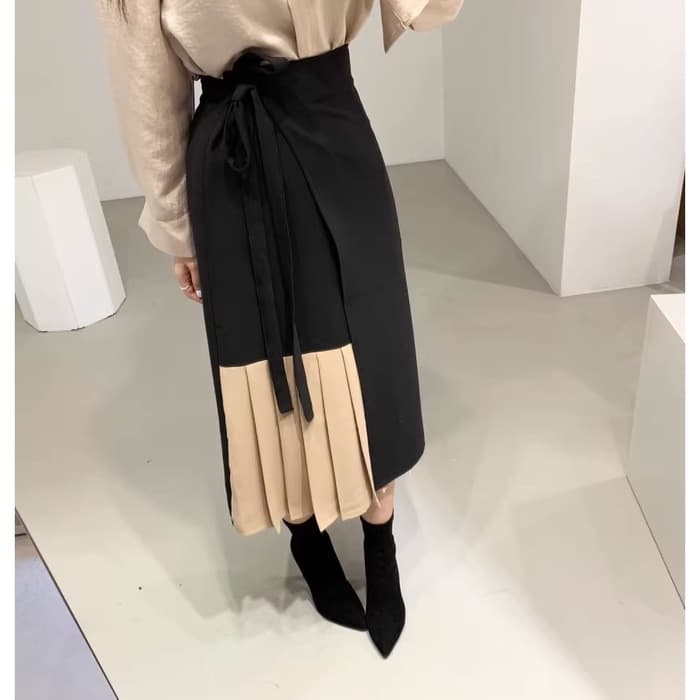 骨格ストレートプリーツスカートセットアップ