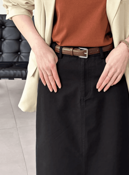 骨格ストレートバックスリットデニムスカート