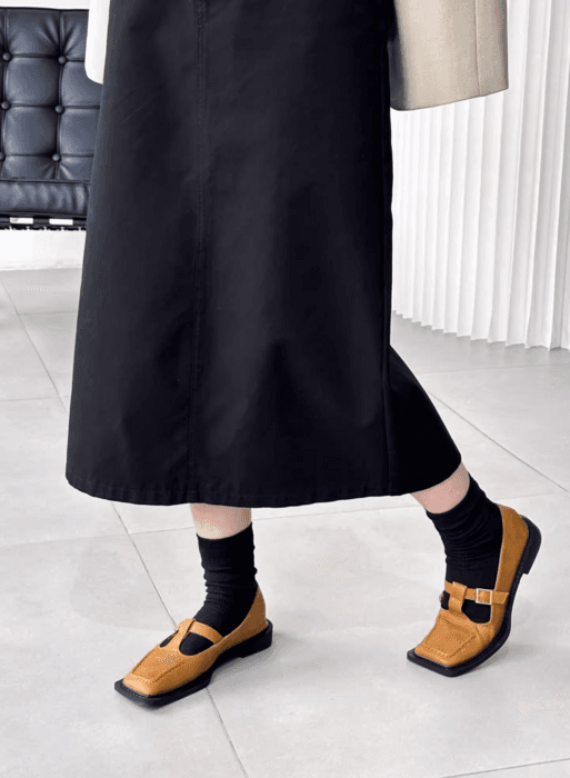 骨格ストレートバックスリットデニムスカート
