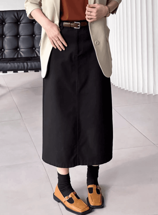 骨格ストレートバックスリットデニムスカート