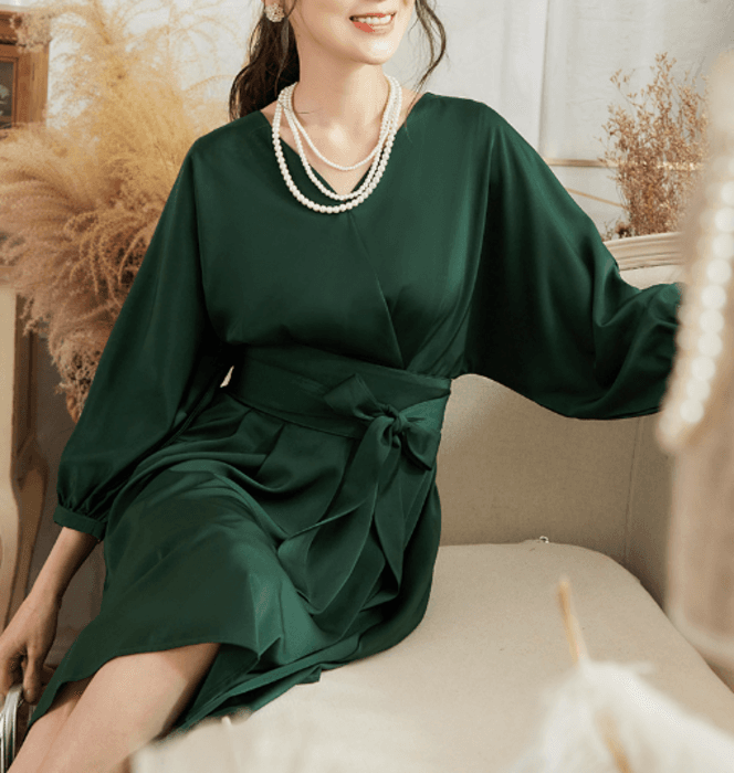 骨格ストレートカシュクールアシンメトリーヘムウエストリボンドレス