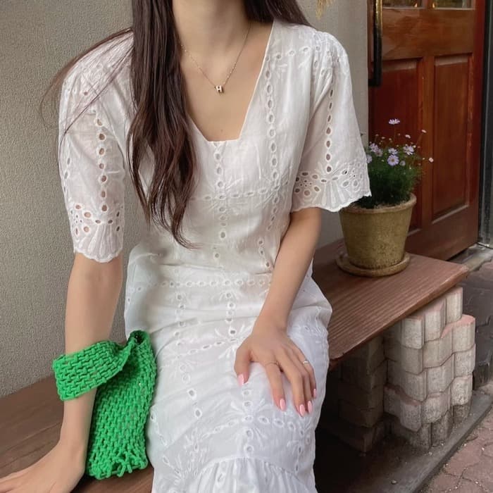 骨格ストレートレースワンピース