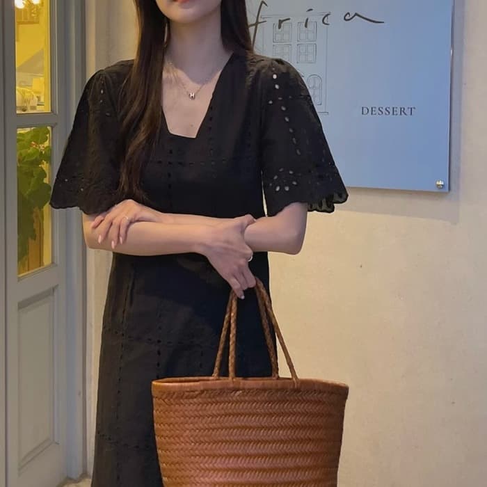 骨格ストレートレースワンピース
