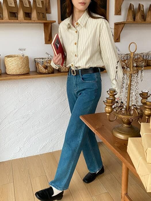 骨格ストレートストレートデニムパンツ