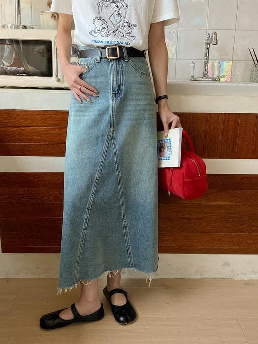 骨格ストレートAラインデニムスカート