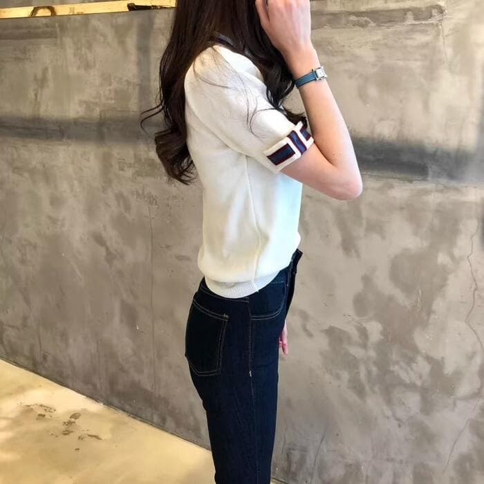 骨格ストレートコントラストカラー半袖ニット