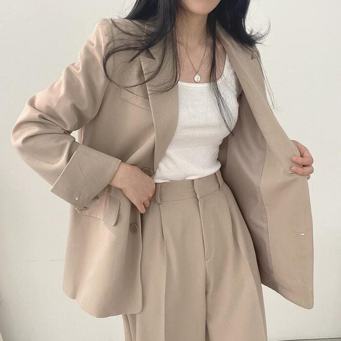 骨格ストレートスーツセットアップ