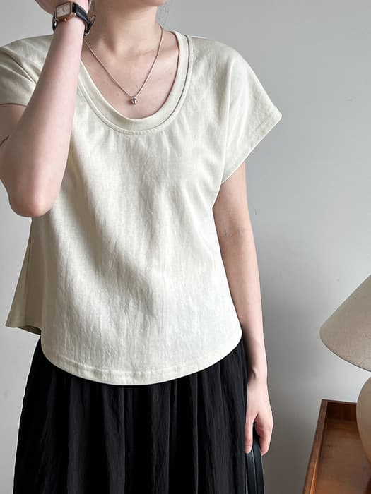 骨格ストレートU字ネック半袖Tシャツ