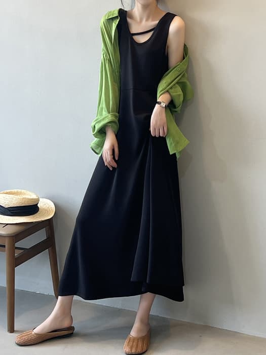 骨格ストレートアシンメトリーUネックロングワンピース