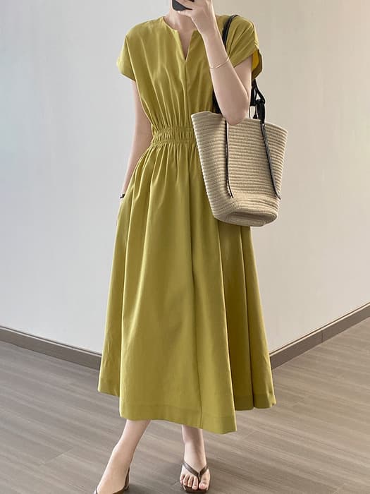 骨格ストレートキーネックウエストマークワンピース