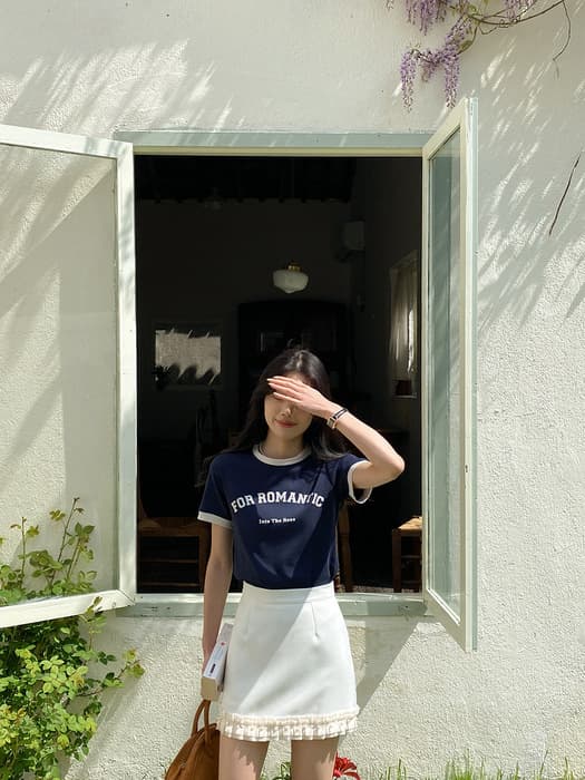骨格ストレートバイカラーロゴ入りTシャツトップス