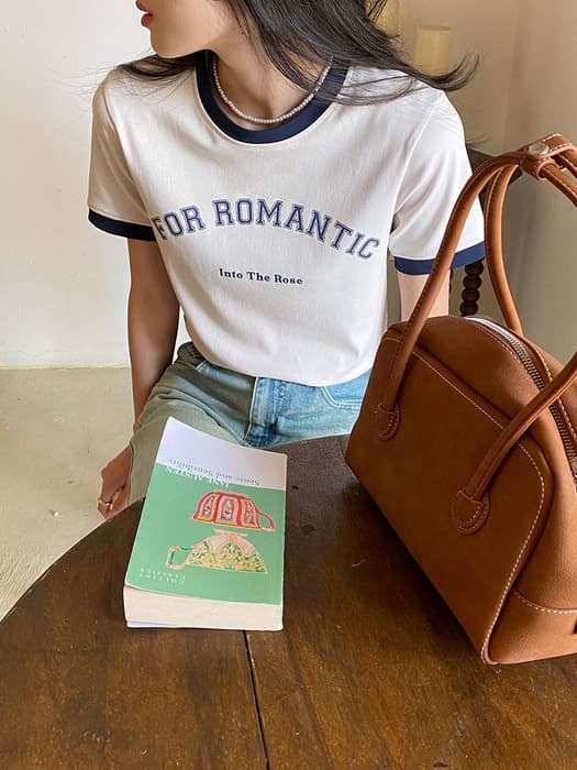 骨格ストレートバイカラーロゴ入りTシャツトップス