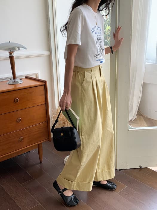 骨格ストレートフロントプリントTシャツトップス