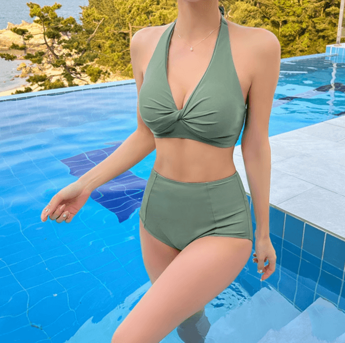 骨格ストレートツイストフロント水着