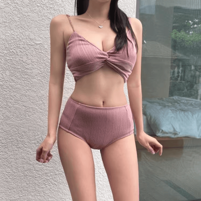 骨格ストレートツイストデザインビキニ