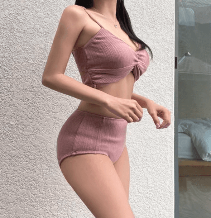 骨格ストレートツイストデザインビキニ
