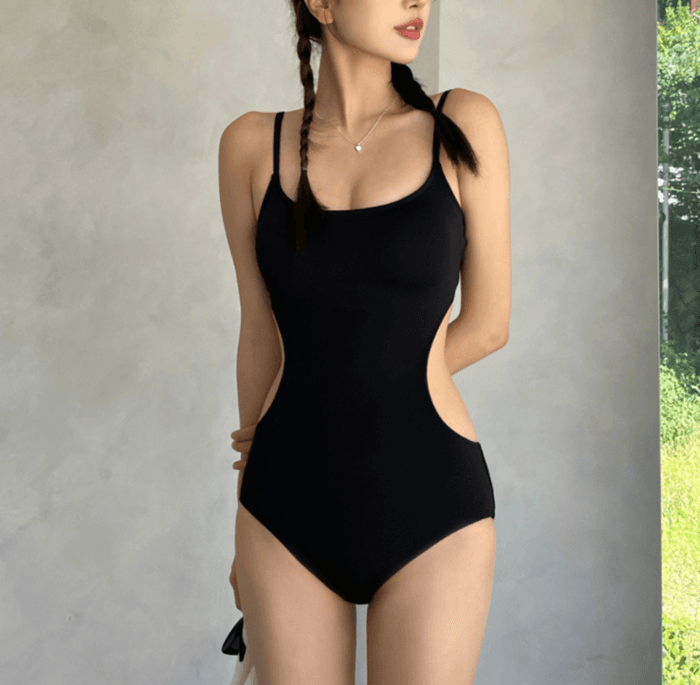 骨格ストレートサイドカットアウトワンピース水着