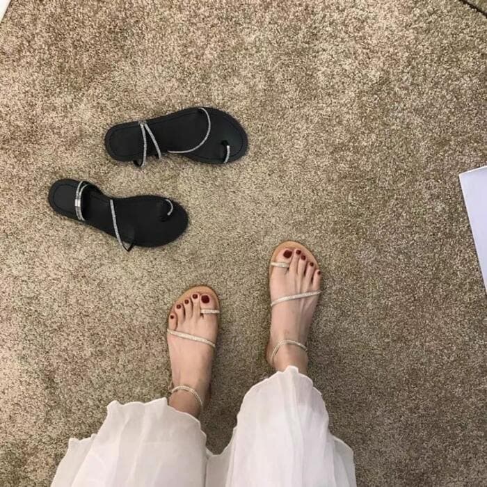 骨格ストレートトングサンダル
