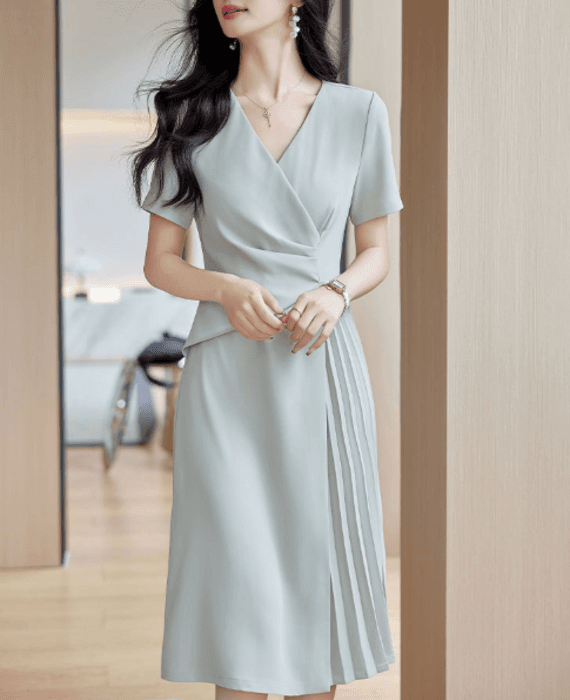 骨格ストレートカシュクールサイドプリーツワンピース