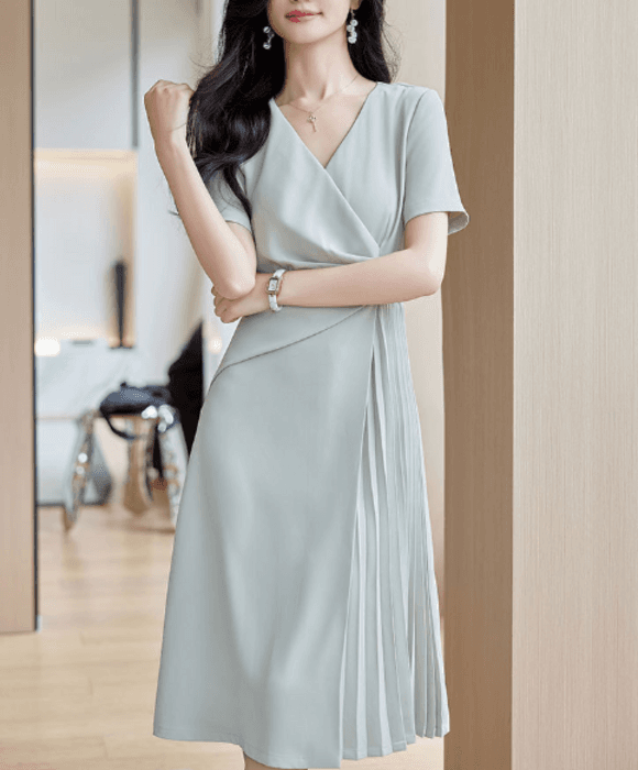 骨格ストレートカシュクールサイドプリーツワンピース