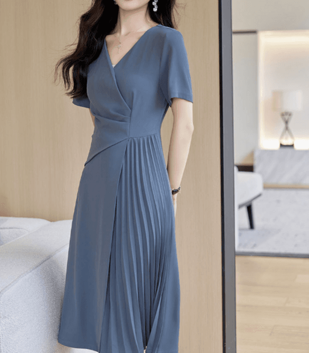 骨格ストレートカシュクールサイドプリーツワンピース