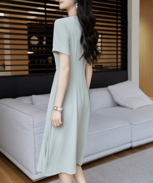 骨格ストレートカシュクールサイドプリーツワンピース