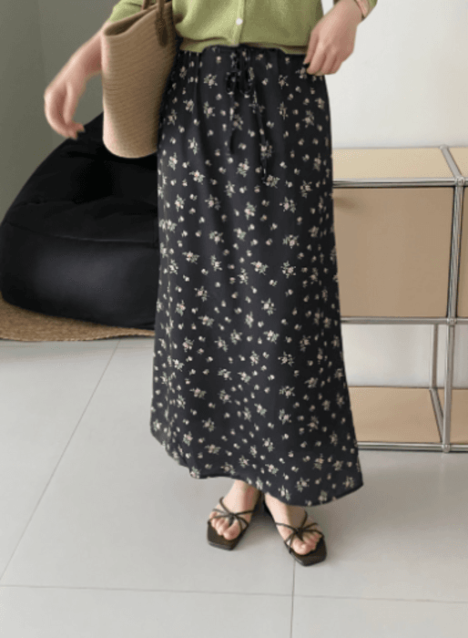 骨格ストレート花柄ロングスカート