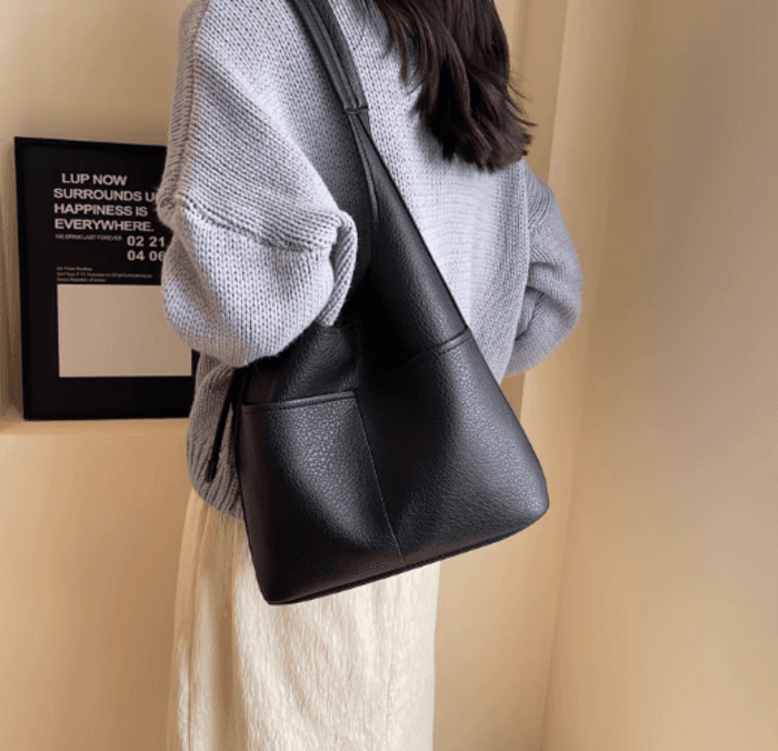 骨格ストレート外側ポケット付きショルダーバッグ