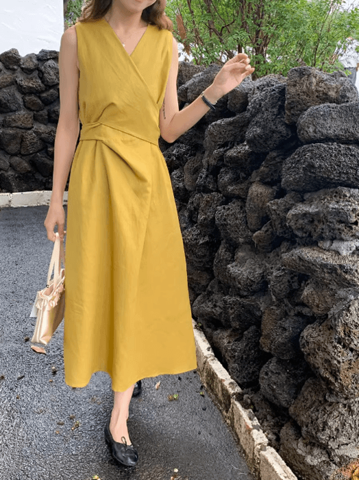 骨格ストレートアシンメトリデザインロングワンピース