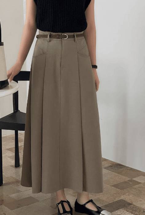骨格ストレートベルト付きプリーツフレアスカート