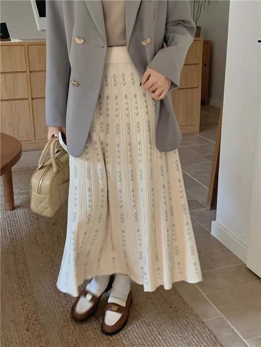 骨格ストレートナチュラルプリーツロングスカート