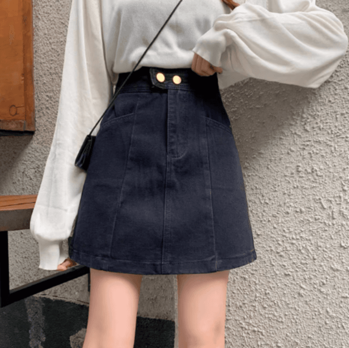 骨格ストレートデニムミニ丈台形スカート