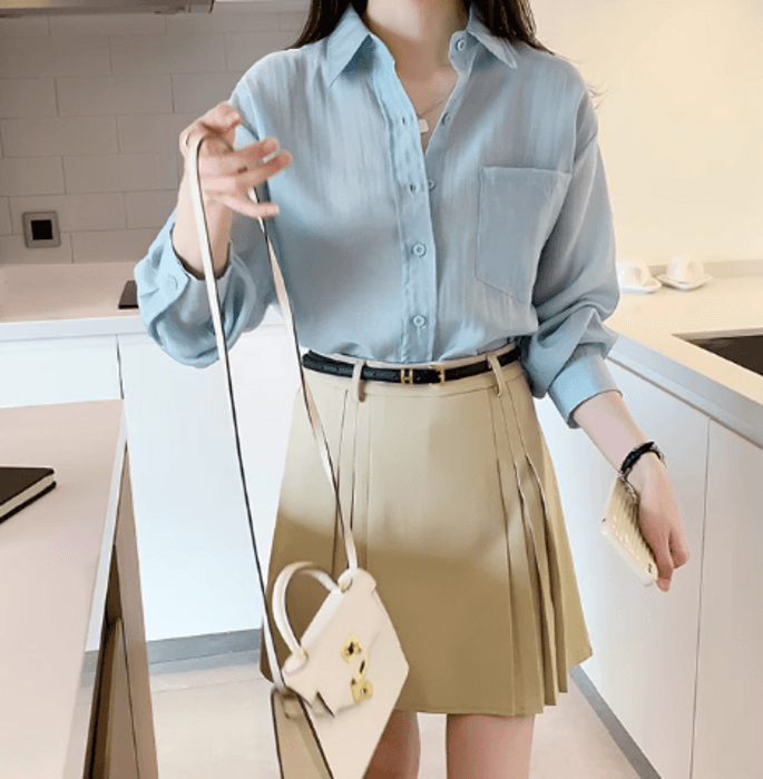 骨格ストレートベルト付きプリーツ台形ミニ丈スカート