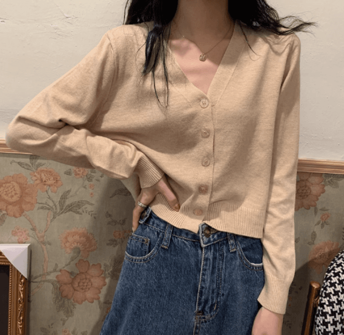 骨格ストレートボタンアップVネックカーディガン