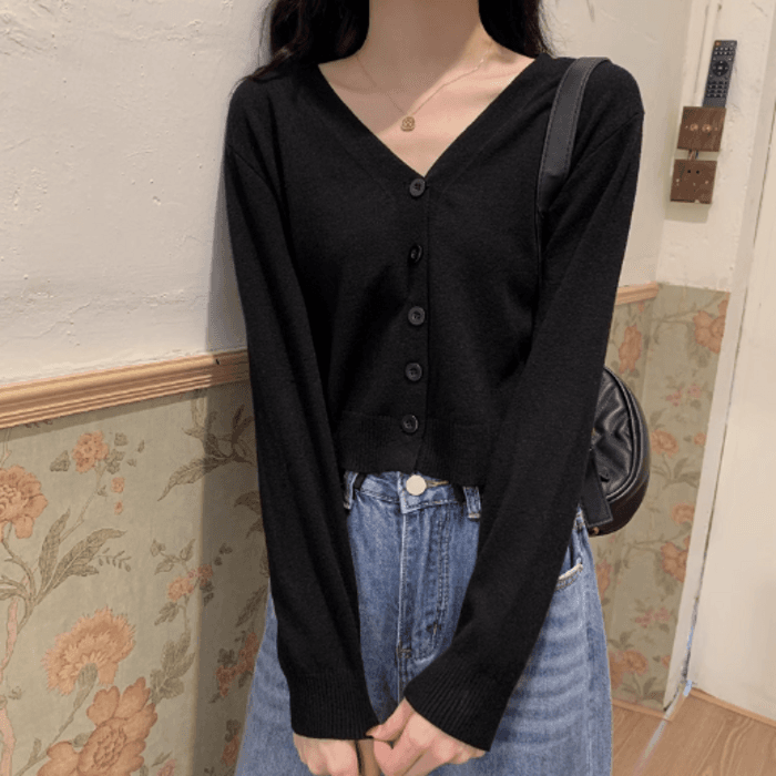 骨格ストレートボタンアップVネックカーディガン