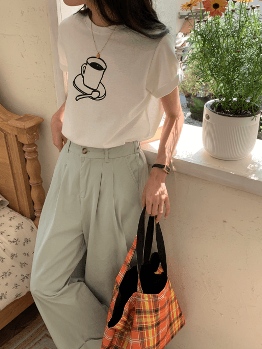 骨格ストレートフロントプリント半袖Tシャツ