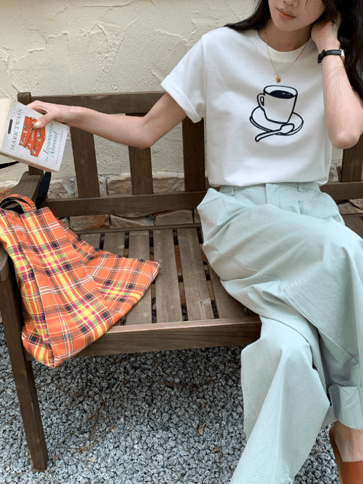 骨格ストレートフロントプリント半袖Tシャツ