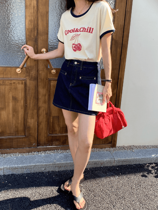 骨格ストレートチェリー柄プリント半袖Tシャツ
